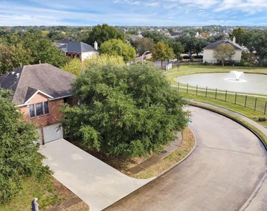 3202 Starbridge Park Lane - Photo Thumbnail 24