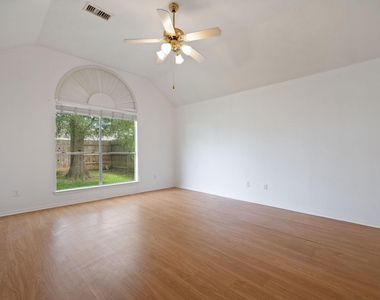 26900 Castlecliff Lane - Photo Thumbnail 16