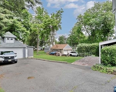 120 Liberty - Photo Thumbnail 19