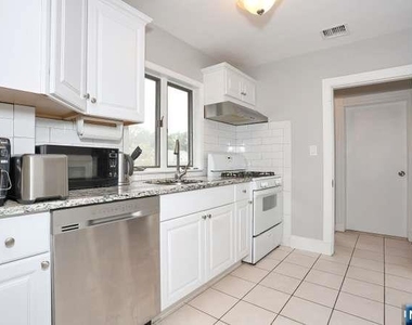 120 Liberty - Photo Thumbnail 6