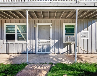 3501 Brewster - Photo Thumbnail 2