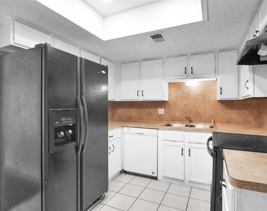 7003 Fox Knoll Lane - Photo Thumbnail 19