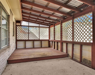 7003 Fox Knoll Lane - Photo Thumbnail 36
