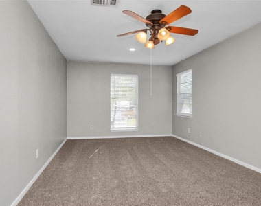 7003 Fox Knoll Lane - Photo Thumbnail 24