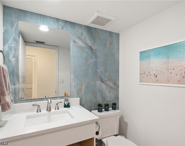 1041 Swallow Avenue - Photo Thumbnail 26