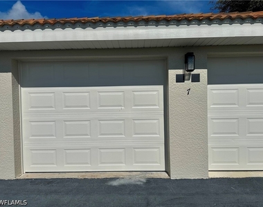 3033 Driftwood Way - Photo Thumbnail 20
