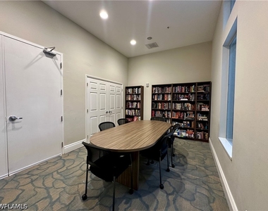 3033 Driftwood Way - Photo Thumbnail 33