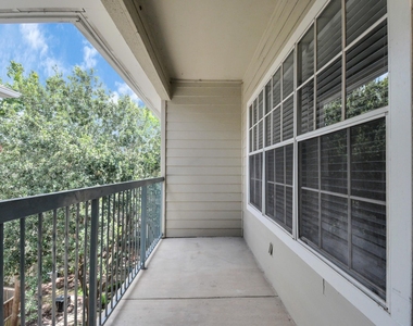 2222 Maroneal Street - Photo Thumbnail 13