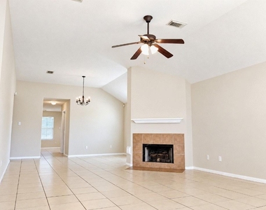 7015 Biton Drive - Photo Thumbnail 2