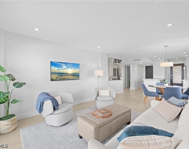 1300 Gulf Shore Boulevard N - Photo Thumbnail 5