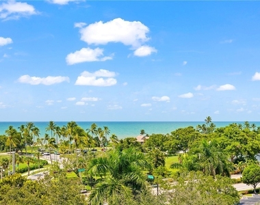 1300 Gulf Shore Boulevard N - Photo Thumbnail 11