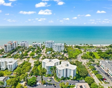 1300 Gulf Shore Boulevard N - Photo Thumbnail 21