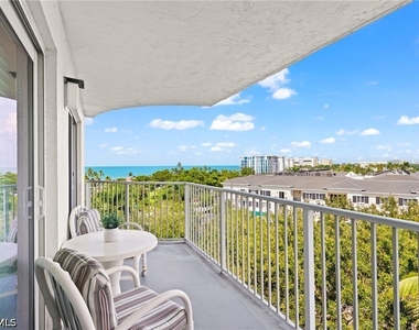 1300 Gulf Shore Boulevard N - Photo Thumbnail 3