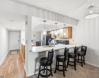 4805 Sorrento Court - Photo Thumbnail 7