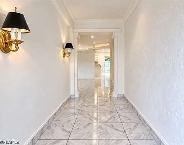 1424 Se 22nd Terrace - Photo Thumbnail 4