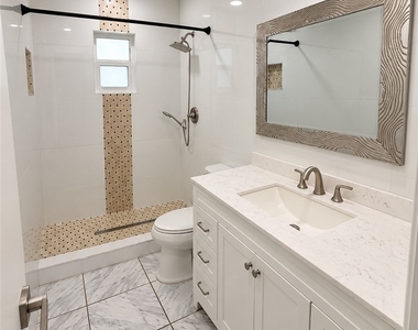 1424 Se 22nd Terrace - Photo Thumbnail 8