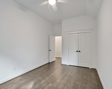 1723 Michigan Street - Photo Thumbnail 20
