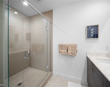 1111 Central Avenue - Photo Thumbnail 11