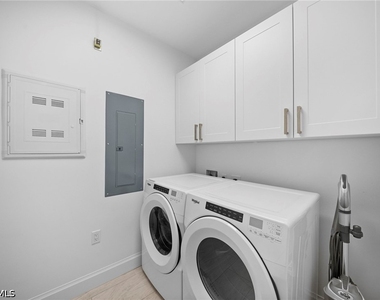 1111 Central Avenue - Photo Thumbnail 16