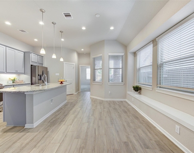 6022 Bristol Spur Lane - Photo Thumbnail 16