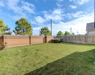 6022 Bristol Spur Lane - Photo Thumbnail 43