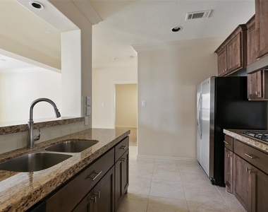 13430 Preston Cliff Court - Photo Thumbnail 16