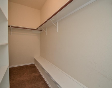 2827 Lakecrest Forest Drive - Photo Thumbnail 22