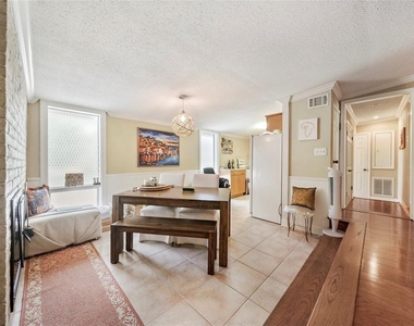 5238 Memorial Drive - Photo Thumbnail 5
