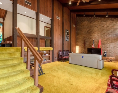 3786 Summer Lane - Photo Thumbnail 8