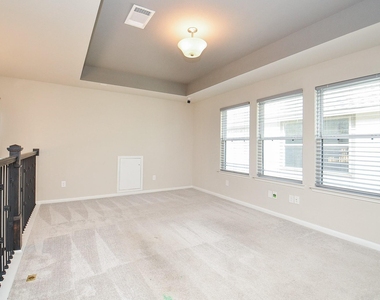 26222 Polaris Rise Lane - Photo Thumbnail 10