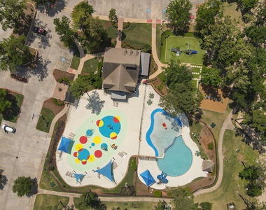 30327 Deleon Fields Drive - Photo Thumbnail 41