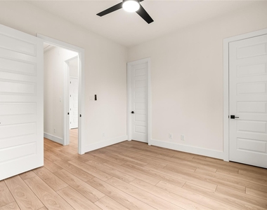 7117 Goforth Street - Photo Thumbnail 27