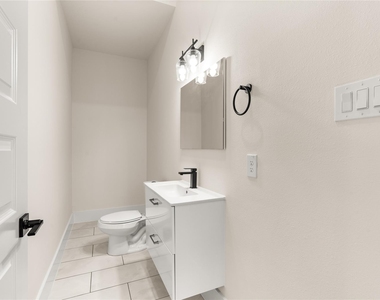 7117 Goforth Street - Photo Thumbnail 6