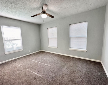 6611 Conley Street - Photo Thumbnail 7