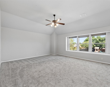 916 Marion Farm Rd - Photo Thumbnail 21