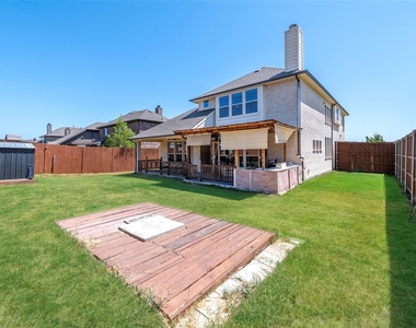 916 Marion Farm Rd - Photo Thumbnail 29