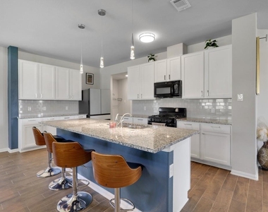 2642 Sunlit Meadow Trail - Photo Thumbnail 9