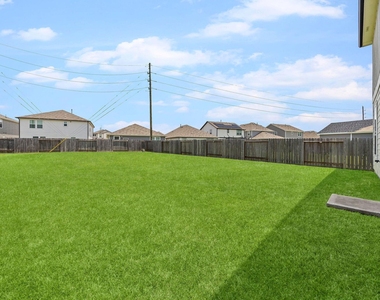 23334 Simmental Road - Photo Thumbnail 22