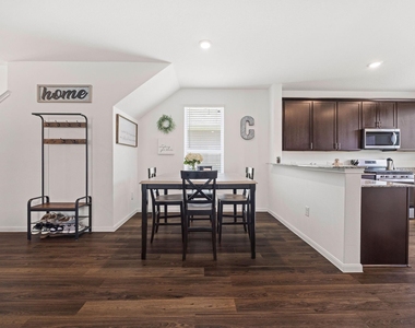 23334 Simmental Road - Photo Thumbnail 4