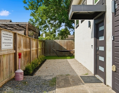 109 Bryan Street - Photo Thumbnail 32
