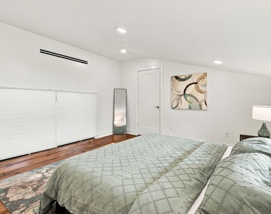 109 Bryan Street - Photo Thumbnail 23