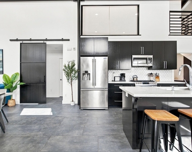 109 Bryan Street - Photo Thumbnail 7