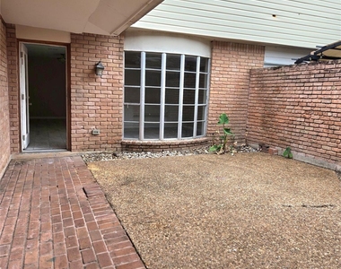 1539 Ramada Drive - Photo Thumbnail 10
