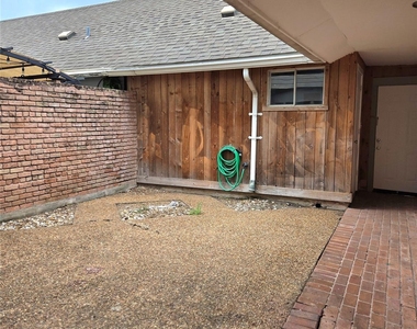 1539 Ramada Drive - Photo Thumbnail 9