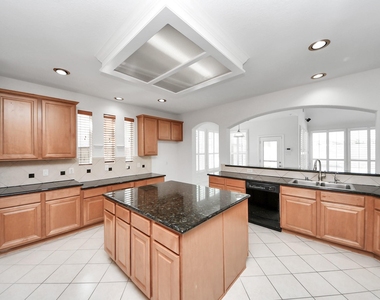 20111 Biscayne Hill Court - Photo Thumbnail 10