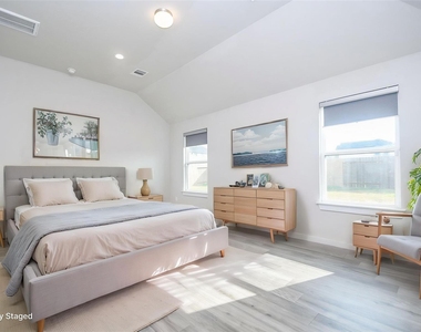 3234 Dawn Redwood Lane - Photo Thumbnail 23