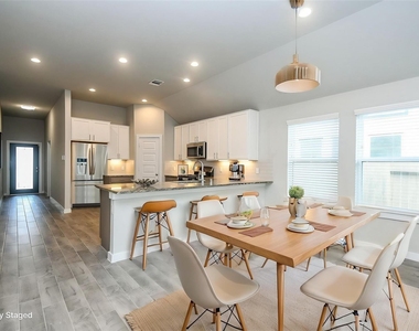 3234 Dawn Redwood Lane - Photo Thumbnail 9
