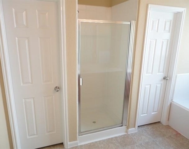 22413 Northfolk Valley Lane - Photo Thumbnail 6