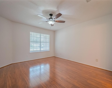 19254 Cypress Peak Lane - Photo Thumbnail 11