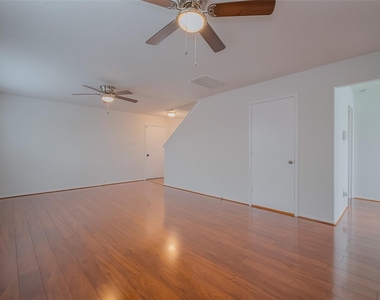 19254 Cypress Peak Lane - Photo Thumbnail 4